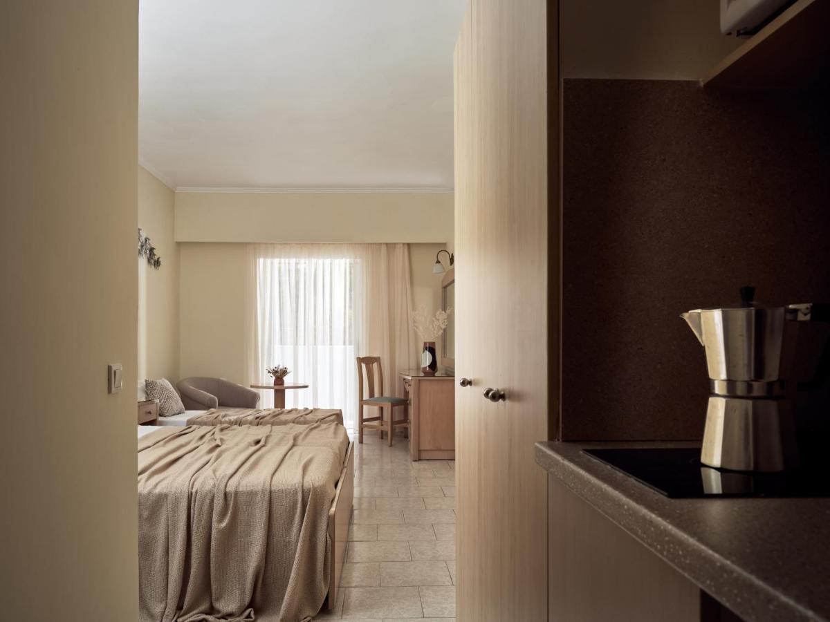 ארגאסי Windmill Hotel מראה חיצוני תמונה