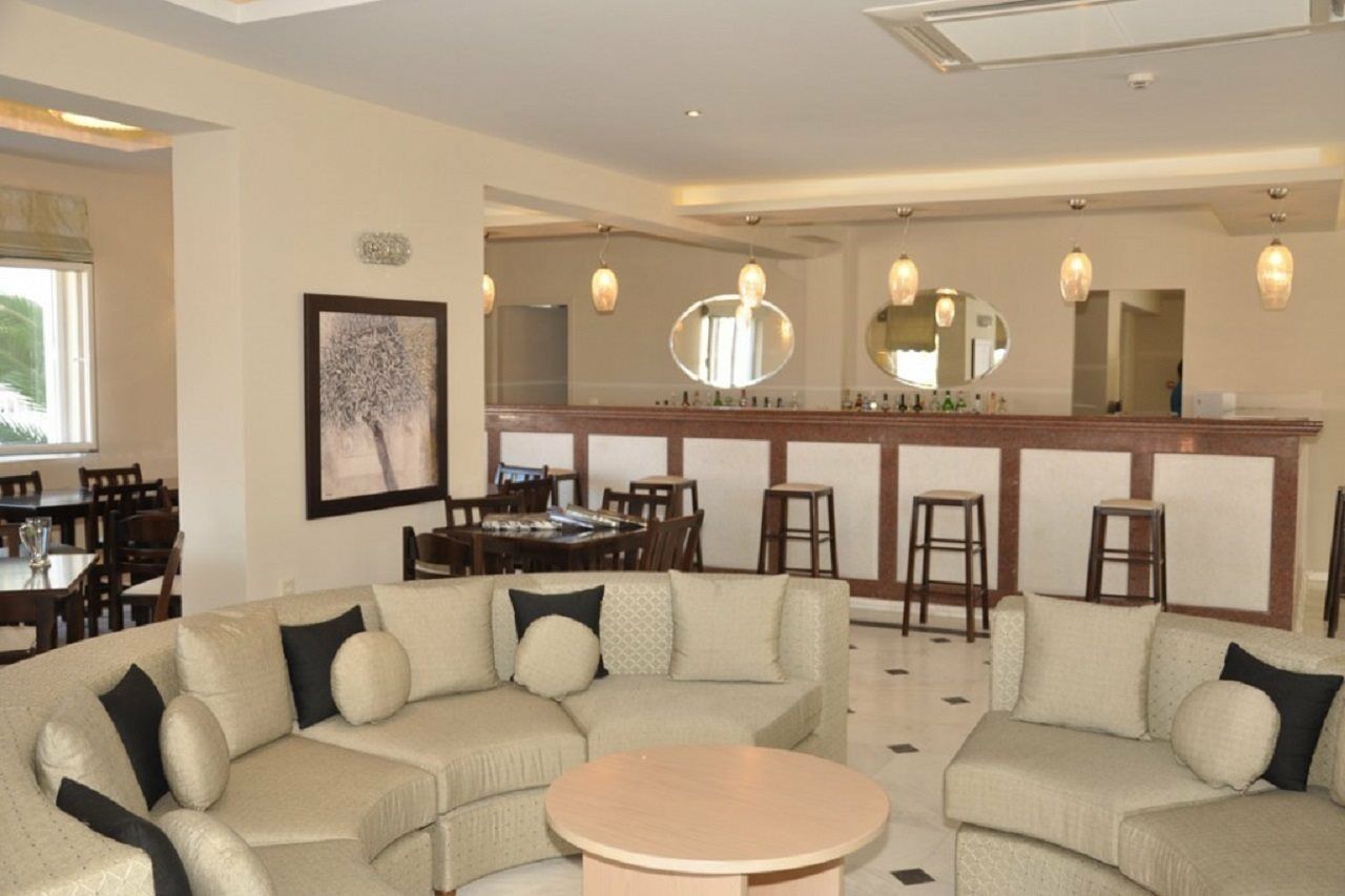 ארגאסי Windmill Hotel מראה חיצוני תמונה